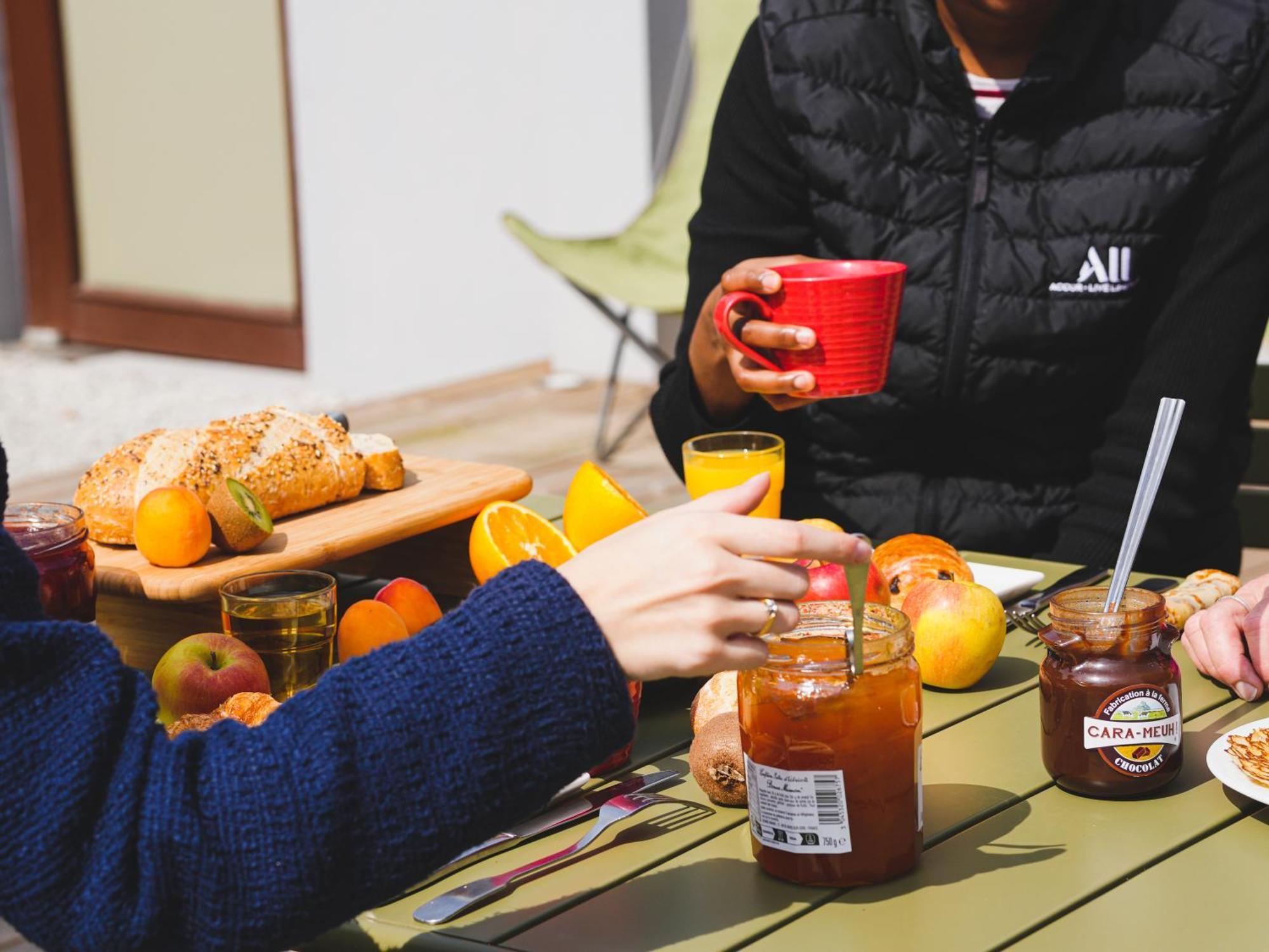 Ibis Caen Porte D'Angleterre Экстерьер фото