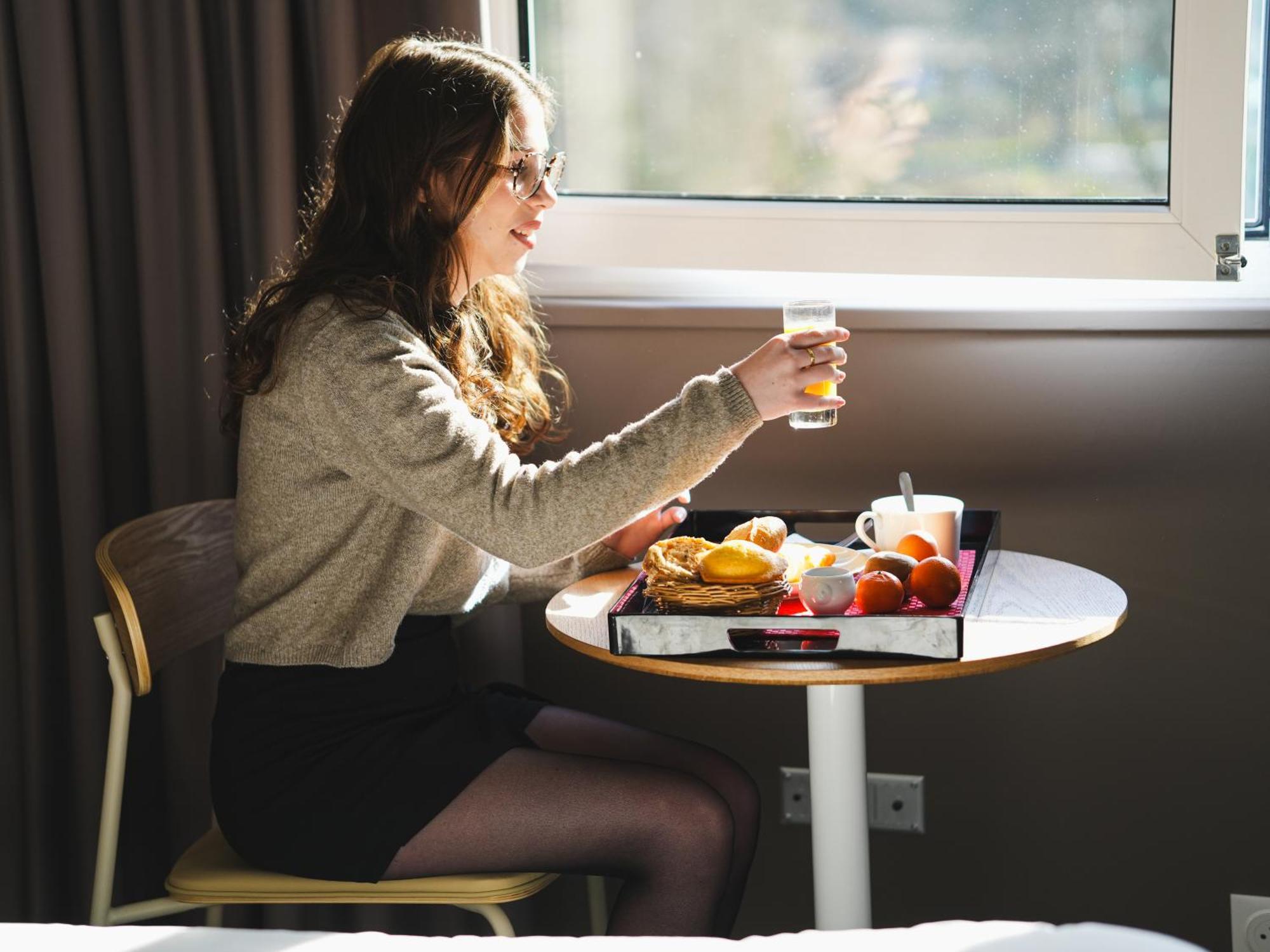 Ibis Caen Porte D'Angleterre Экстерьер фото