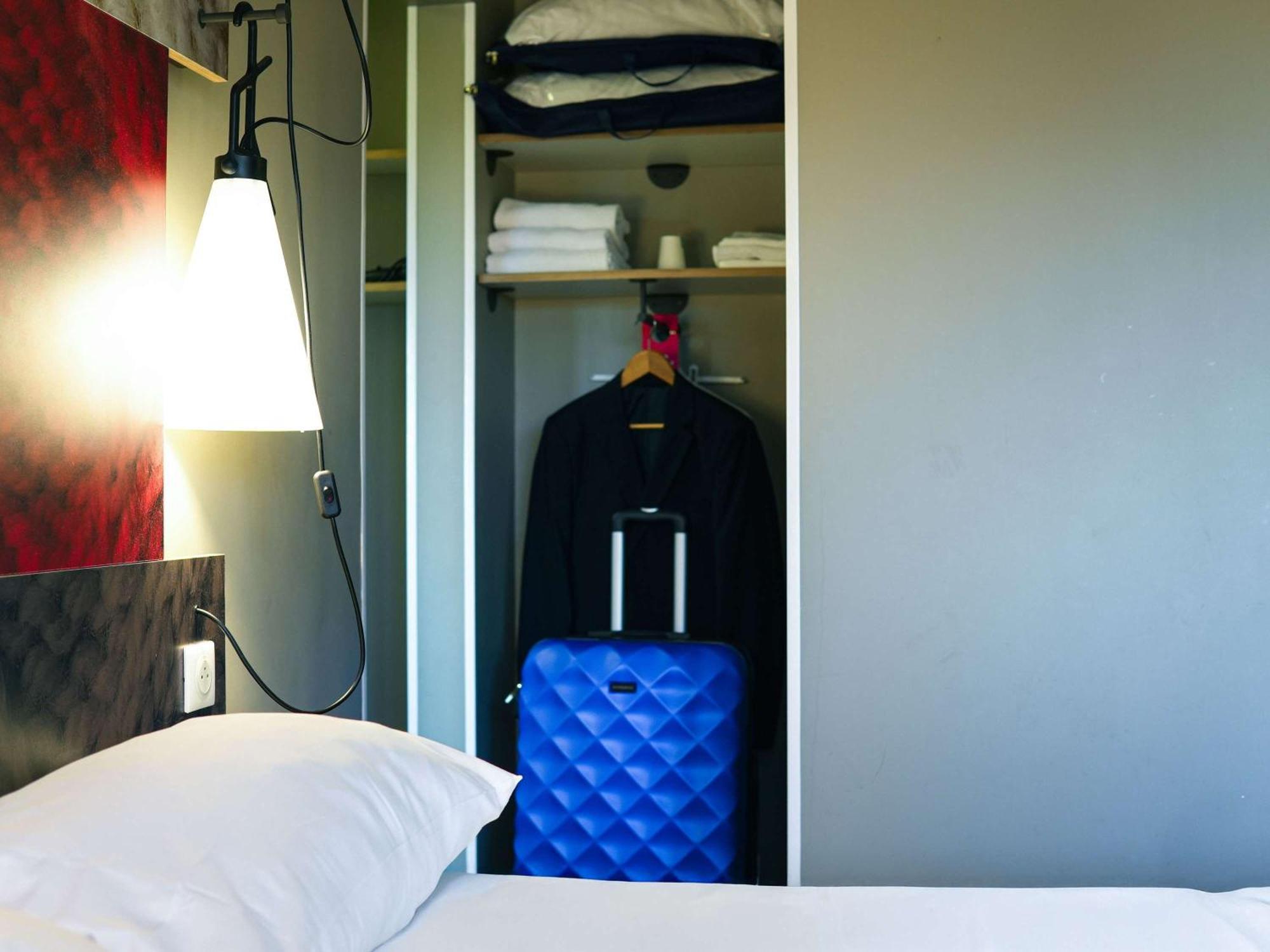 Ibis Caen Porte D'Angleterre Экстерьер фото